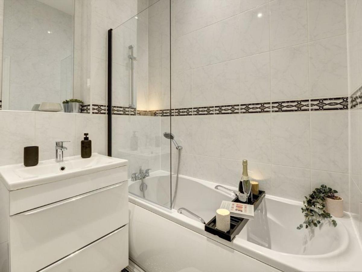 The Clement Apartment Stylish Two Bedroom Apartment Very Close To The Birmingham Arena Eksteriør bilde